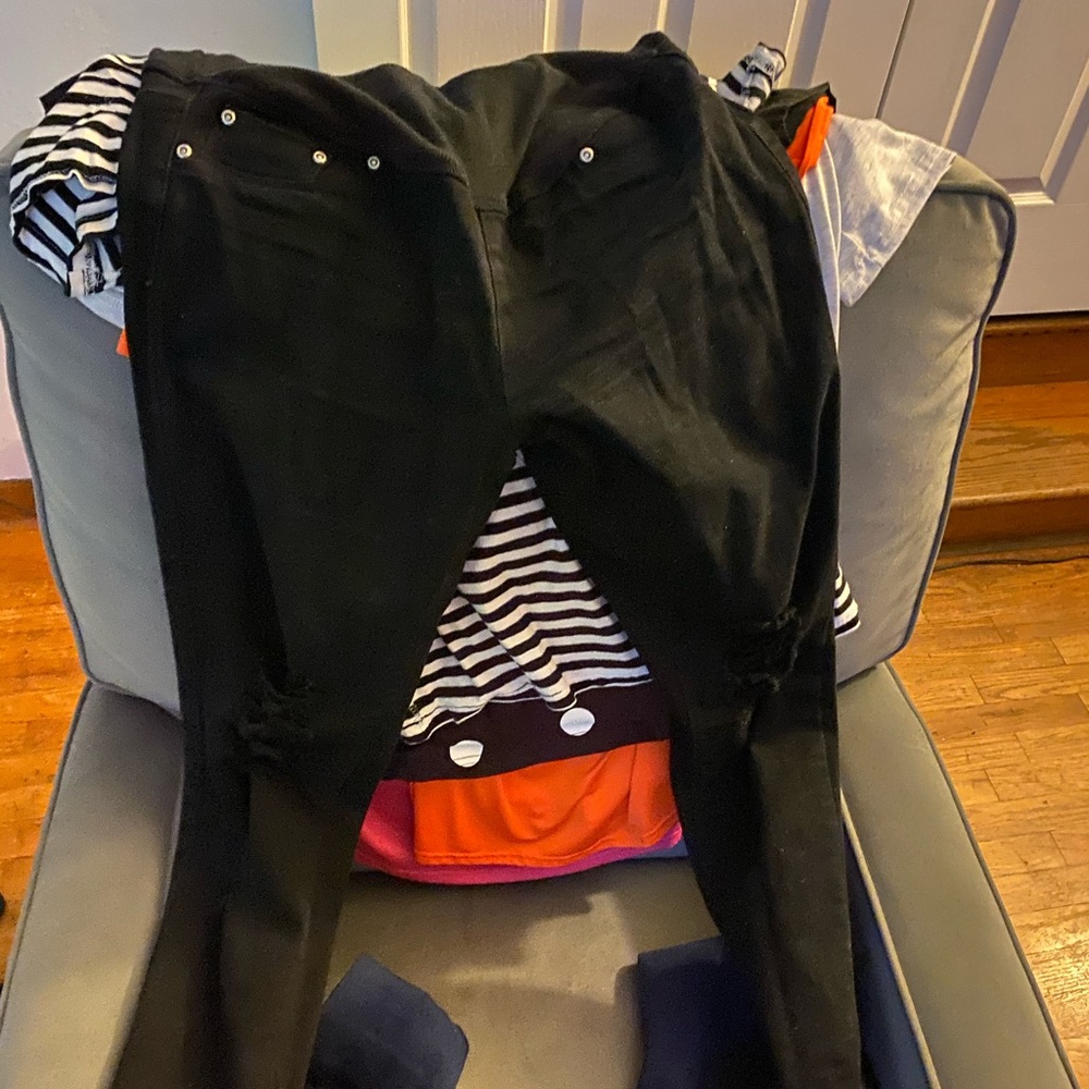 Maternity clothes large